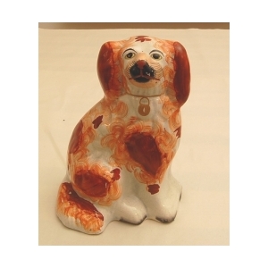 変な犬 その1。キャバリアの陶器置物、イギリスのアンティーク