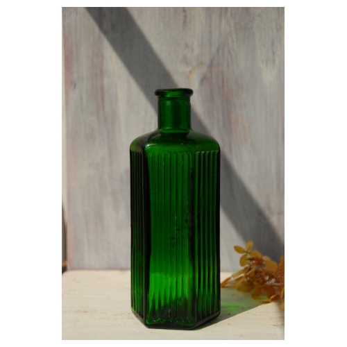 米国/アメリカ/アンティーク/ビンテージ/エメラルドグリーンのアンティークボトル/ガラス瓶